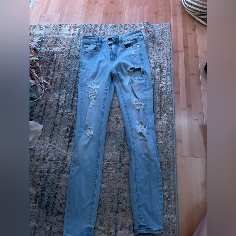 Ripped jeans